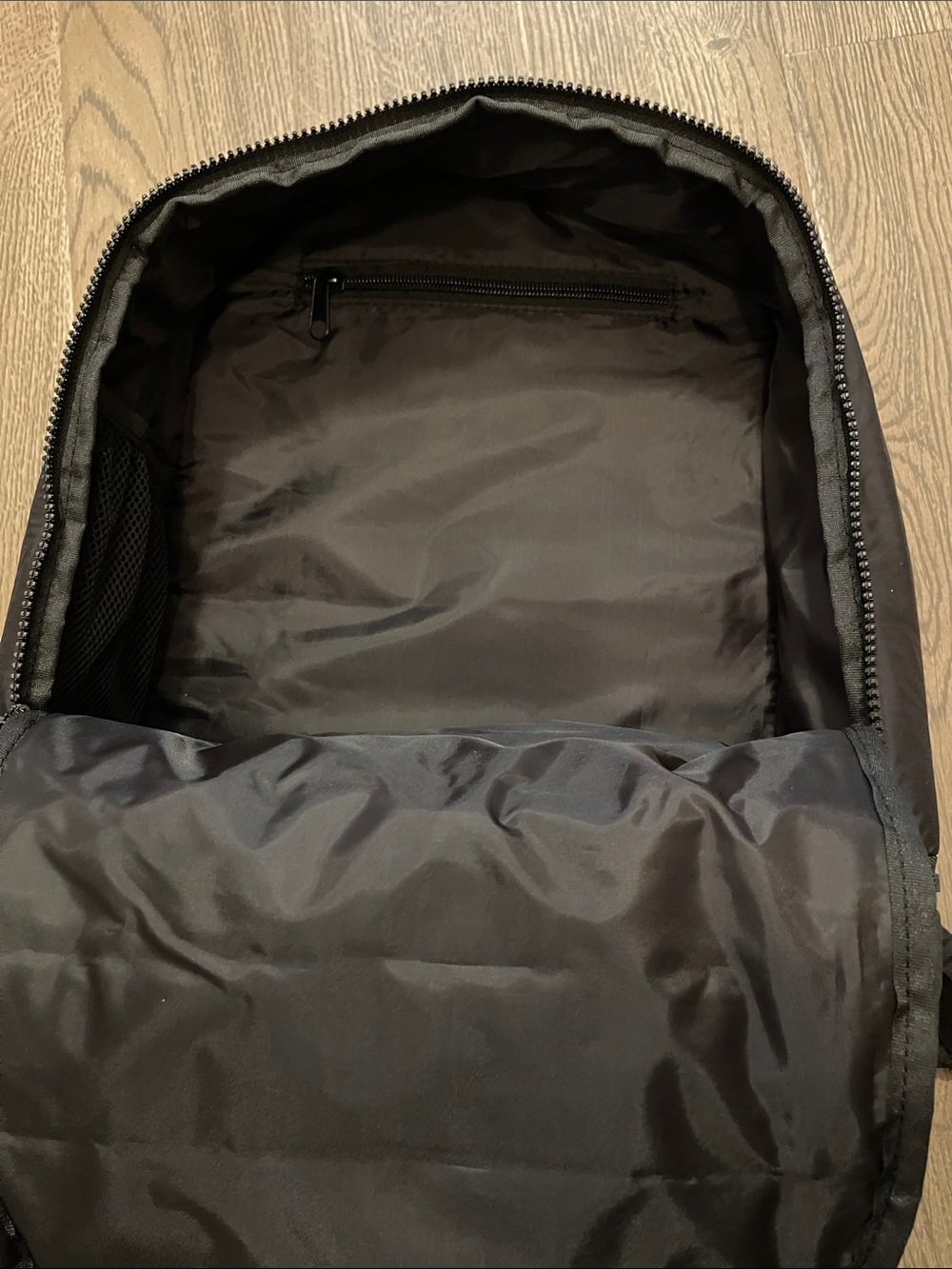 Gaiam Black Quilted Lite Traveller Backpack - Picture 5 of 16